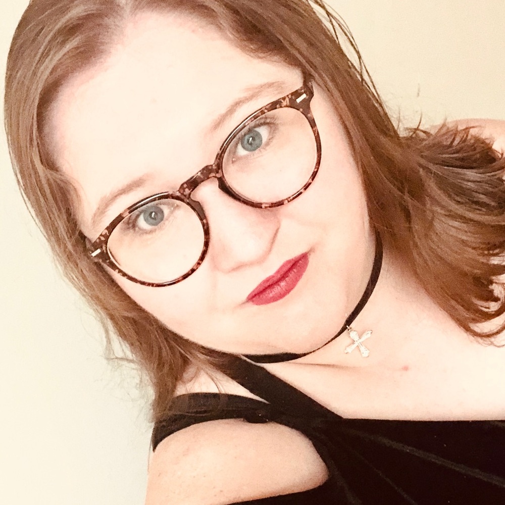 Meet your Posher, Gloria